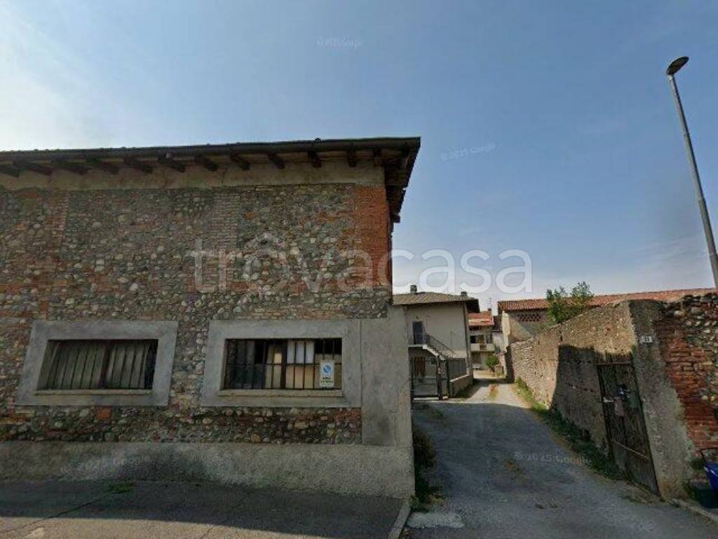 locale commerciale in vendita a Martinengo