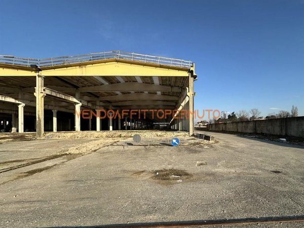 capannone in vendita a Martinengo