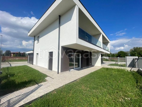 casa indipendente in vendita a Martinengo