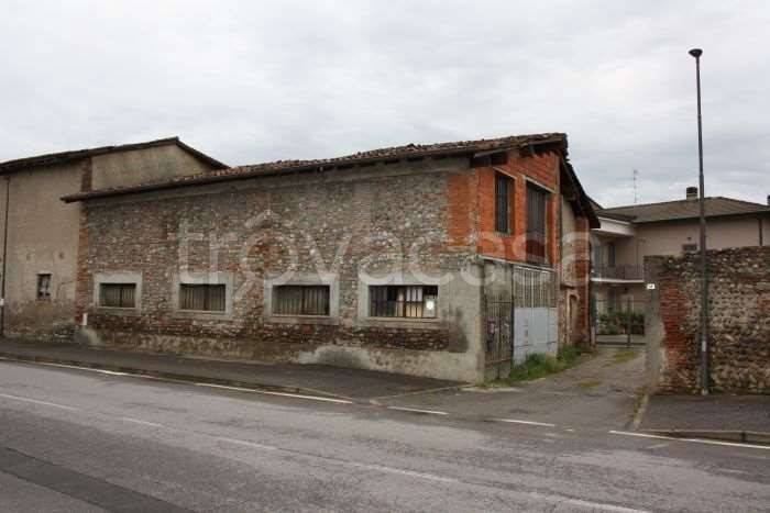 locale commerciale in vendita a Martinengo