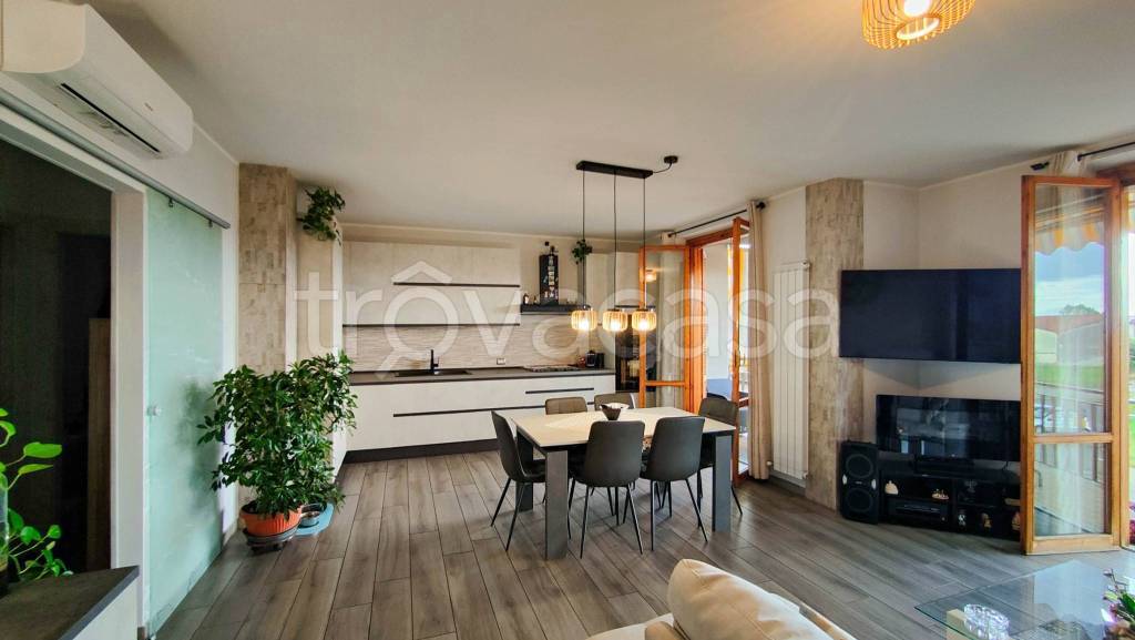 appartamento in vendita a Martinengo in zona Cortenuova di Sopra