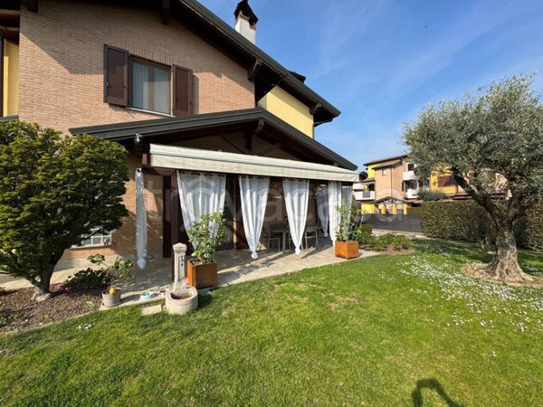 casa indipendente in vendita a Martinengo