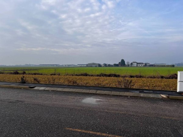 terreno edificabile in vendita a Martinengo