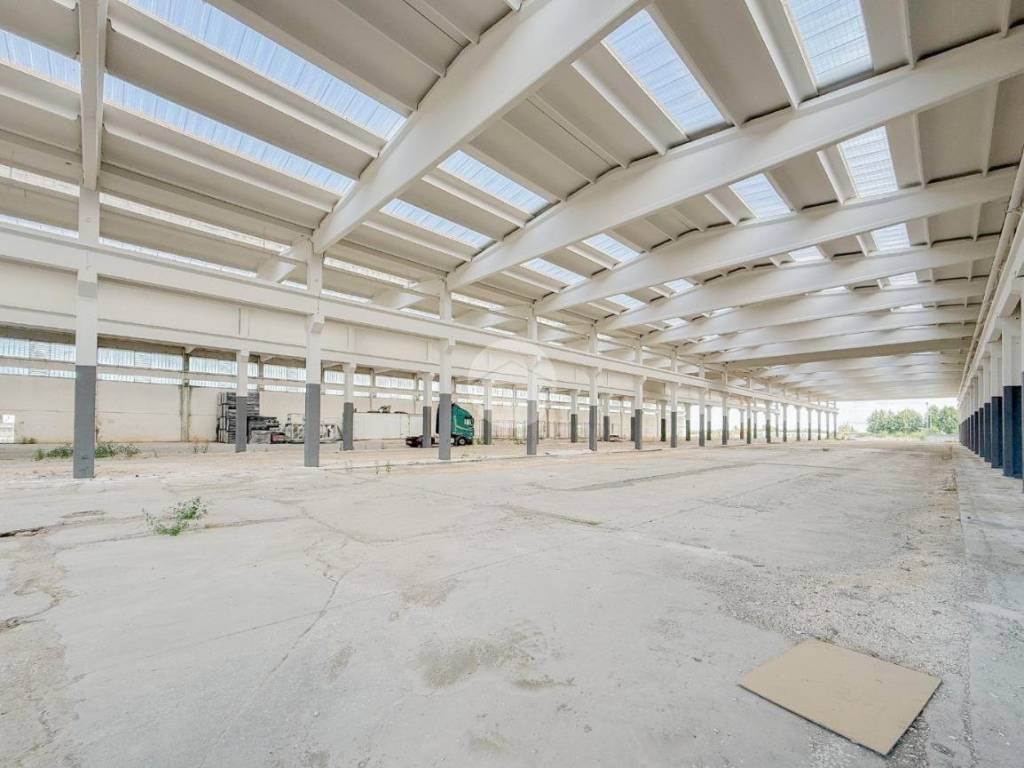 capannone in vendita a Martinengo