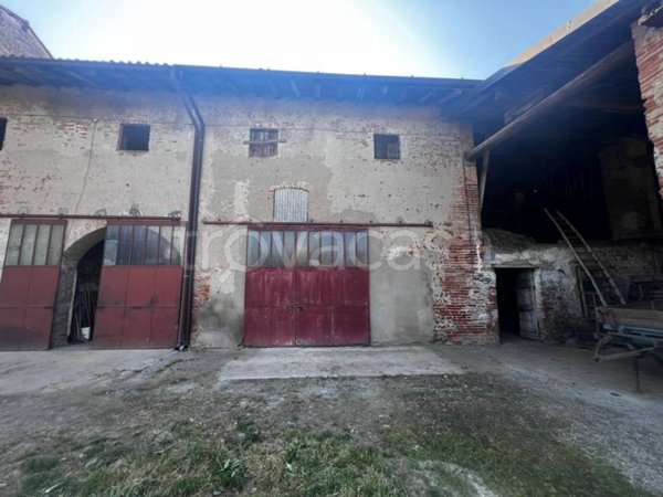 locale commerciale in vendita a Martinengo
