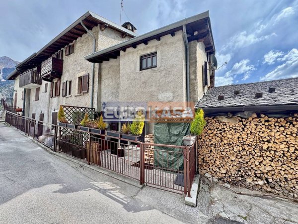 quadrivano in vendita a Mezzoldo in zona Sparavera