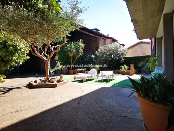 casa indipendente in vendita a Misano di Gera d'Adda