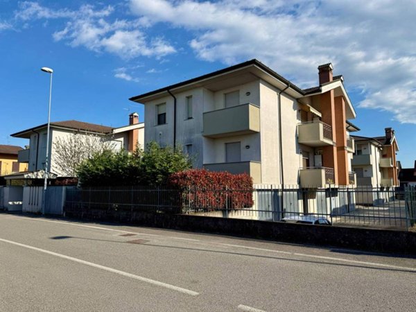 appartamento in vendita a Misano di Gera d'Adda
