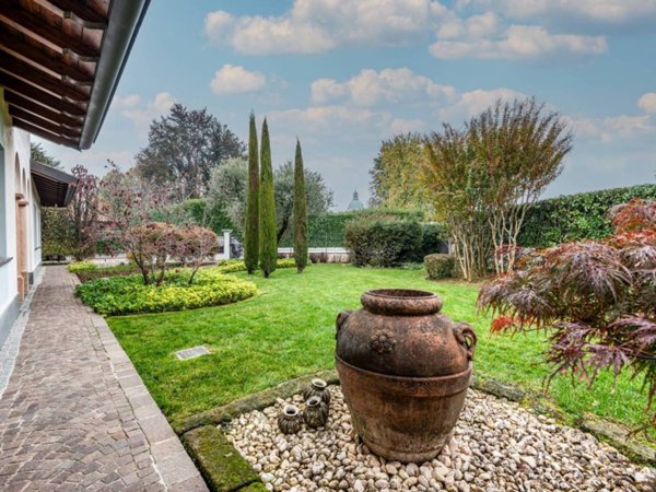 casa indipendente in vendita a Misano di Gera d'Adda