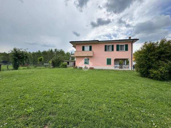 casa indipendente in vendita a Misano di Gera d'Adda