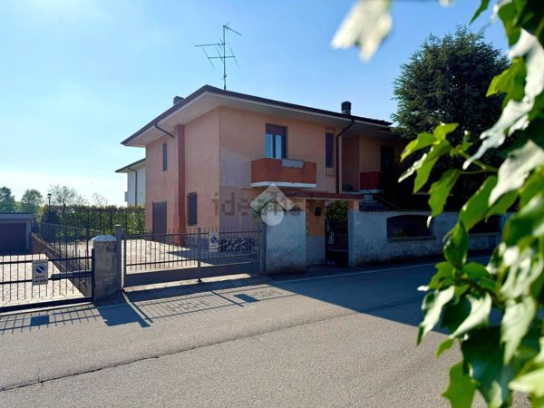 appartamento in vendita a Misano di Gera d'Adda