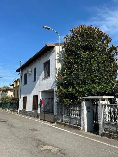 appartamento in vendita a Misano di Gera d'Adda
