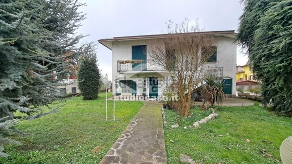 appartamento in vendita a Misano di Gera d'Adda