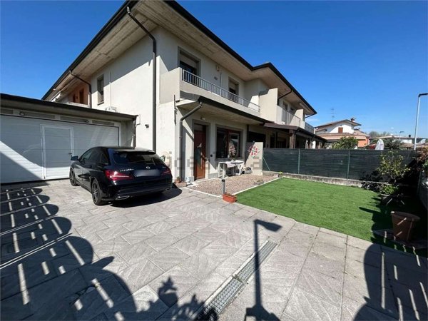 quadrivano in vendita a Misano di Gera d'Adda