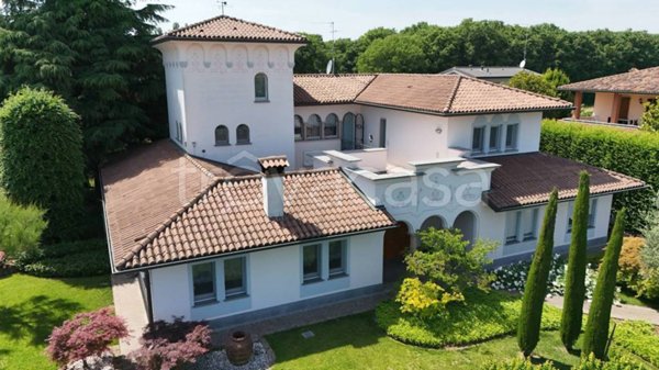 casa indipendente in vendita a Misano di Gera d'Adda