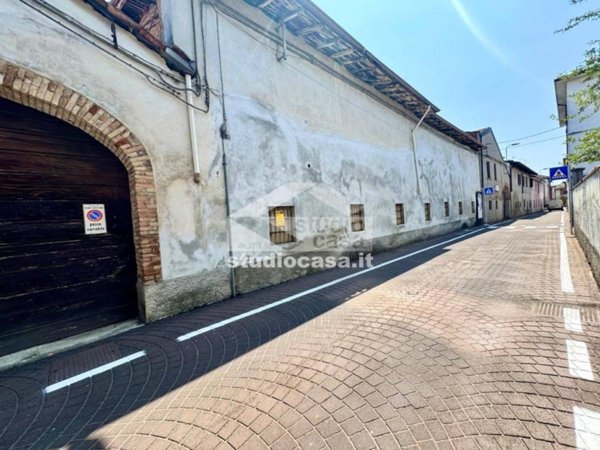 casa indipendente in vendita a Misano di Gera d'Adda