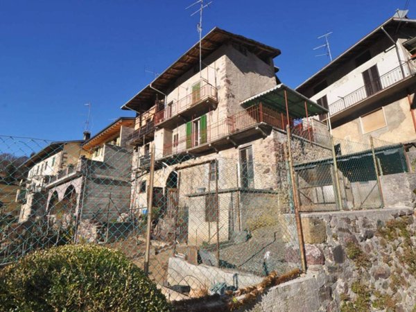 casa indipendente in vendita a Moio de' Calvi