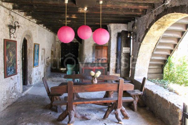 casa indipendente in vendita a Moio de' Calvi