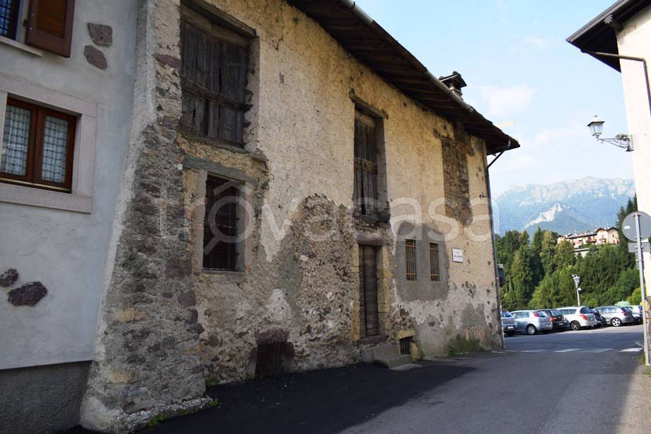casa indipendente in vendita a Moio de' Calvi