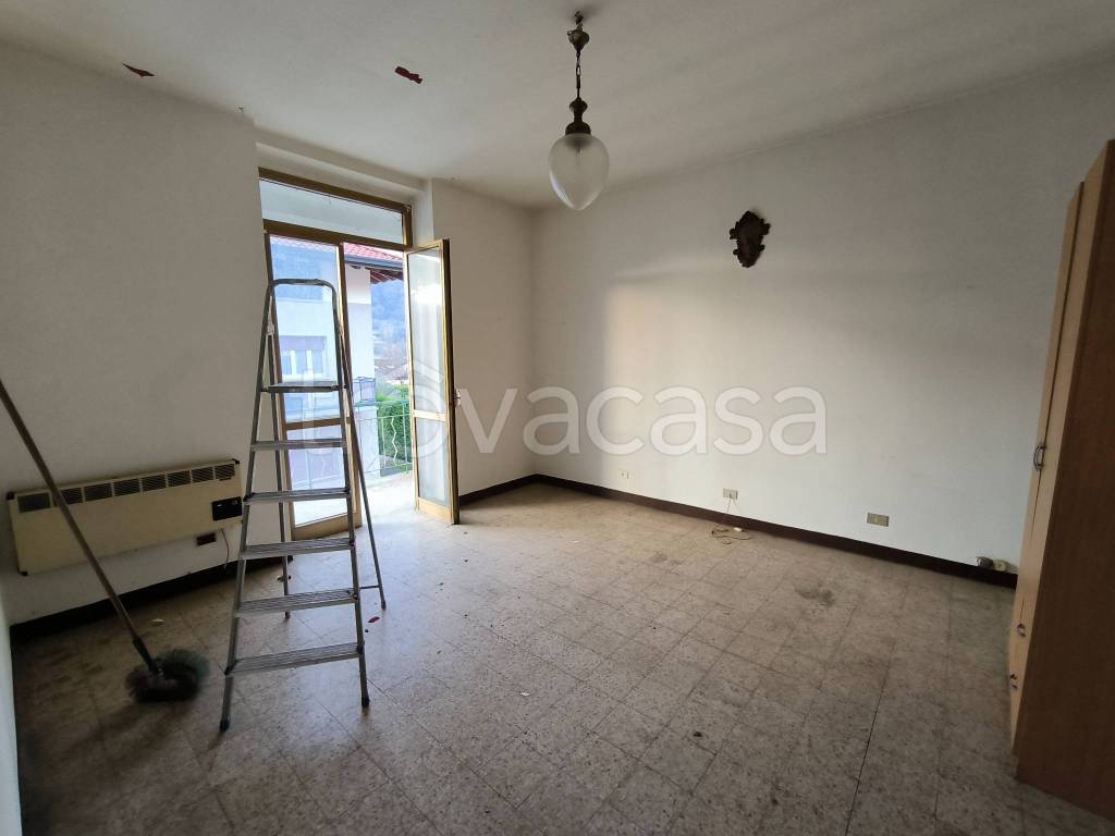 appartamento in vendita a Monasterolo del Castello