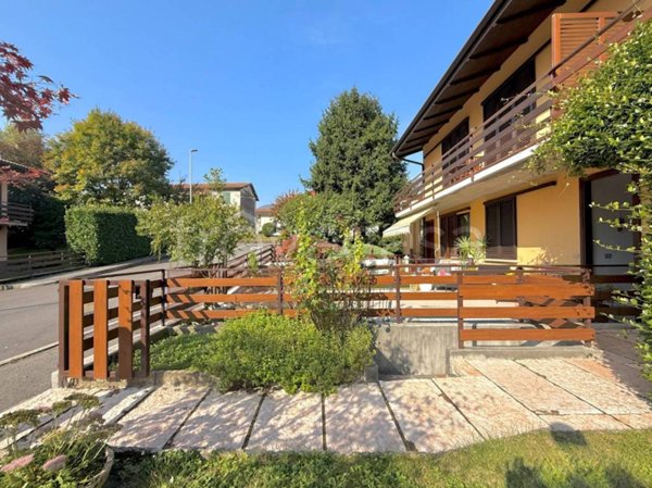 appartamento in vendita a Monasterolo del Castello