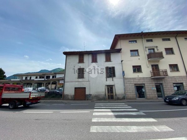 villa in vendita a Monasterolo del Castello
