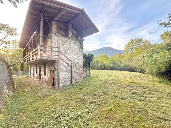 casa indipendente in vendita a Monasterolo del Castello