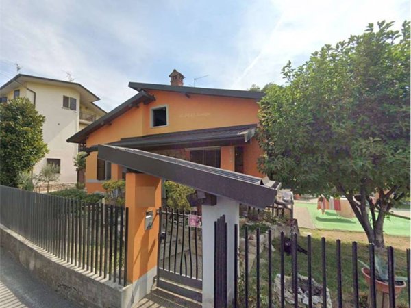 casa indipendente in vendita a Montello