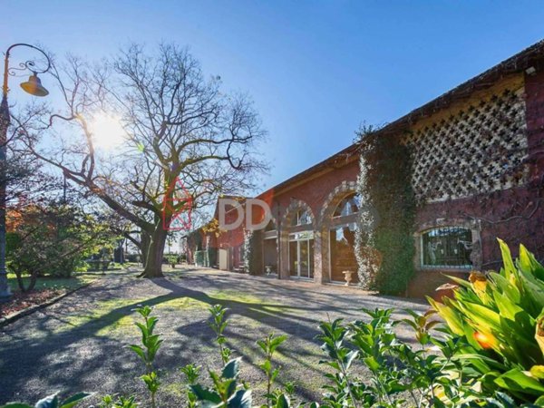 negozio in vendita a Montello