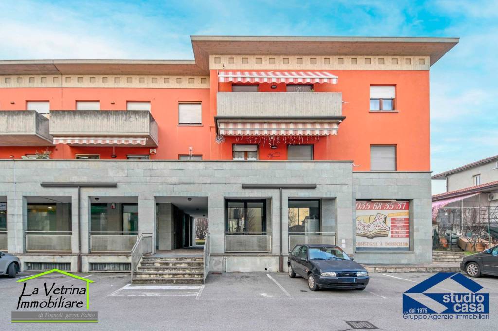 negozio in vendita a Montello