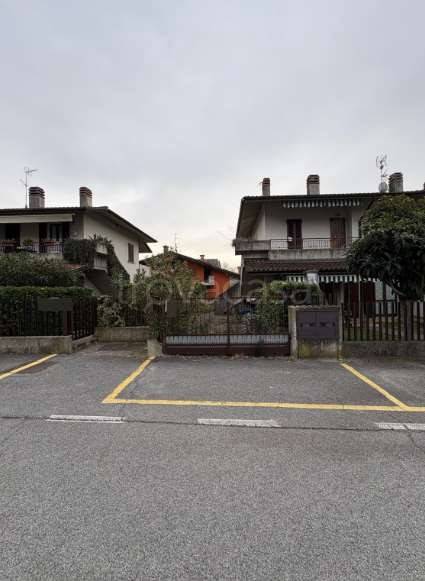 casa indipendente in vendita a Montello