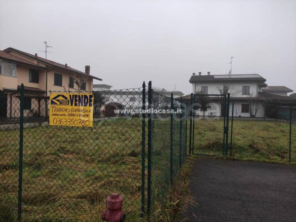 casa indipendente in vendita a Morengo