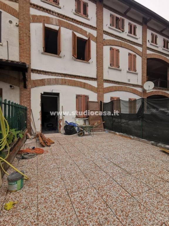 casa indipendente in vendita a Morengo