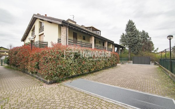 appartamento in vendita a Morengo