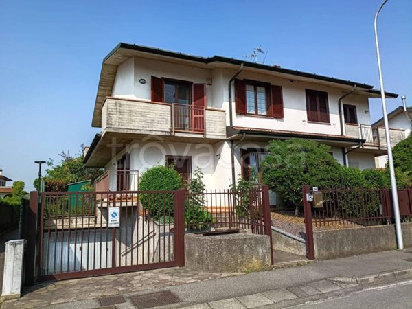 casa indipendente in vendita a Morengo