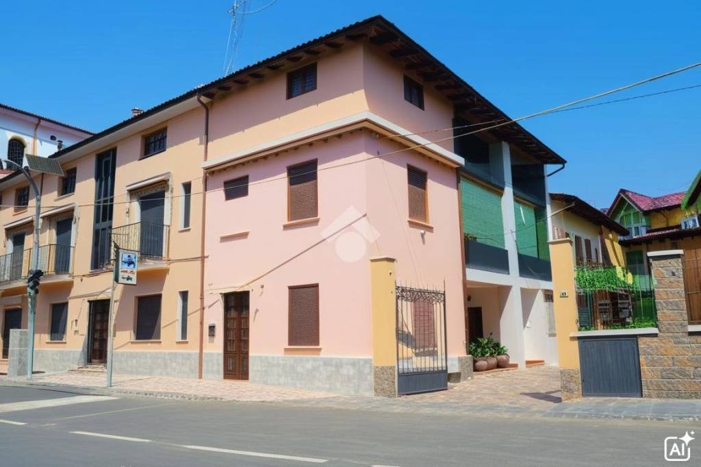 casa indipendente in vendita a Morengo