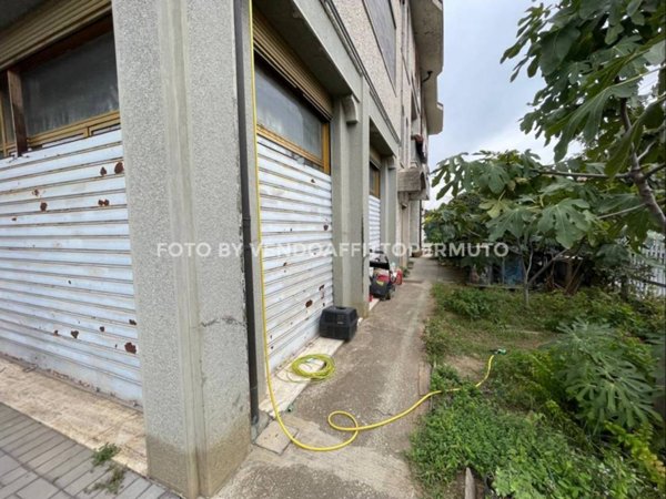 locale commerciale in vendita a Morengo
