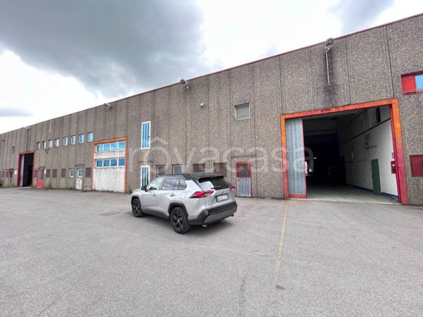 locale commerciale in vendita a Mornico al Serio