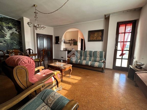 casa indipendente in vendita a Mornico al Serio