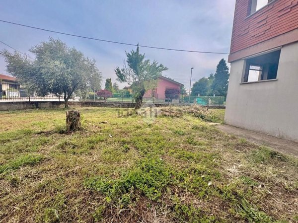 casa indipendente in vendita a Mornico al Serio