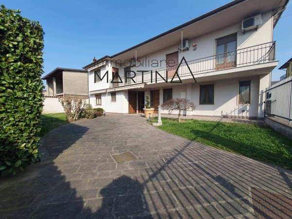 casa indipendente in vendita a Mornico al Serio