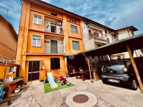 casa indipendente in vendita a Mozzanica