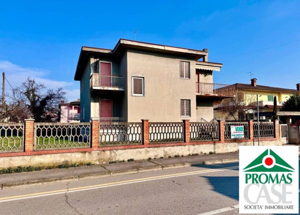 casa indipendente in vendita a Mozzanica