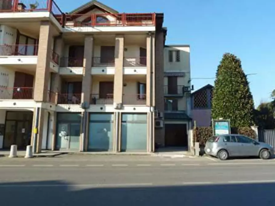 negozio in vendita a Mozzanica