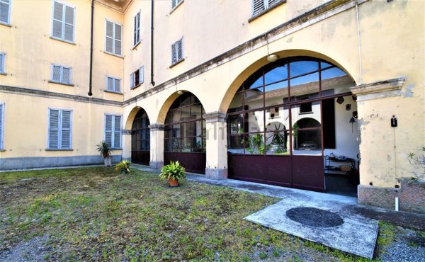 villa in vendita a Mozzanica in zona Colomberone