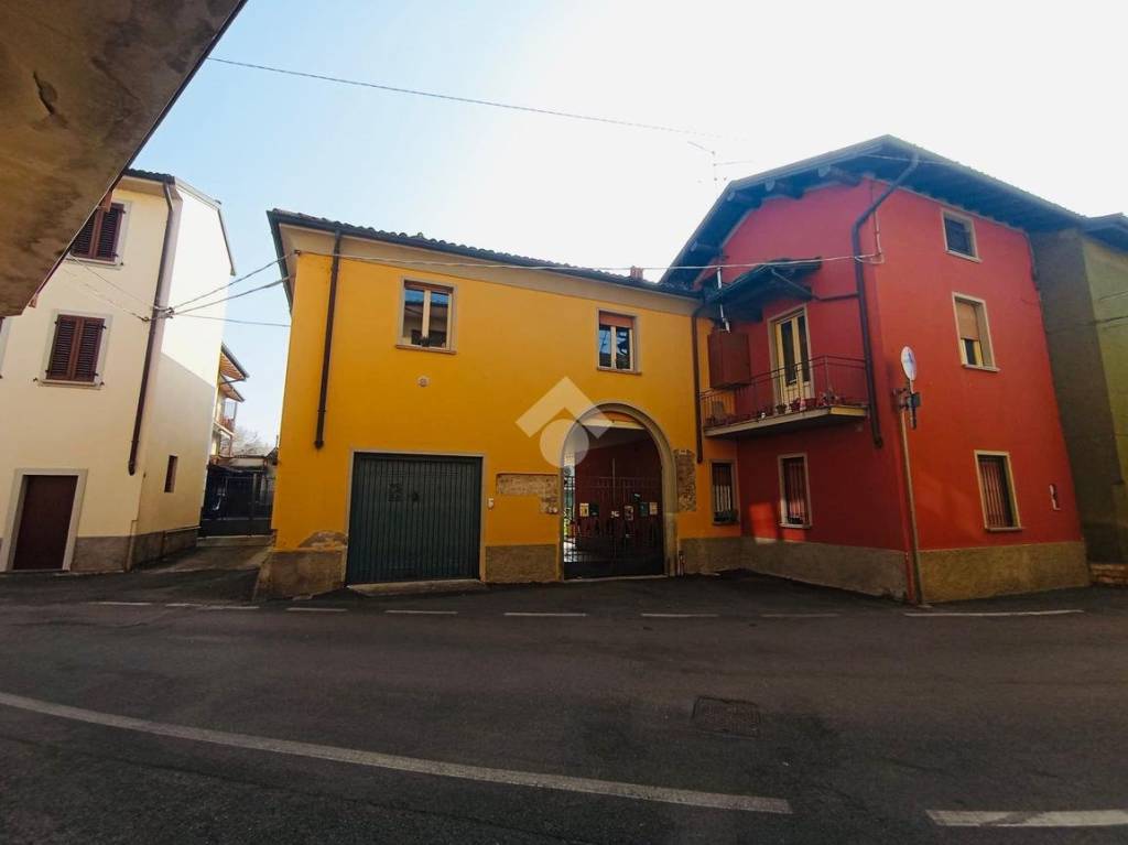 appartamento in vendita a Mozzanica in zona Colomberone