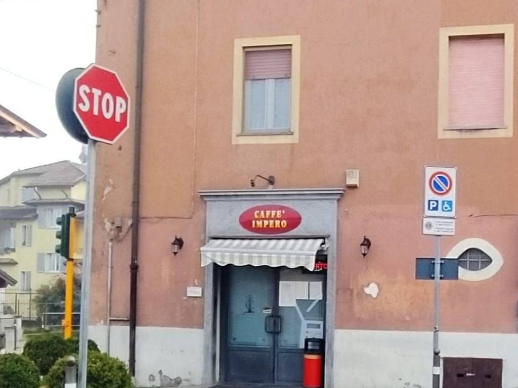 negozio in vendita a Mozzanica in zona Colomberone
