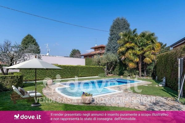 casa indipendente in vendita a Mozzo