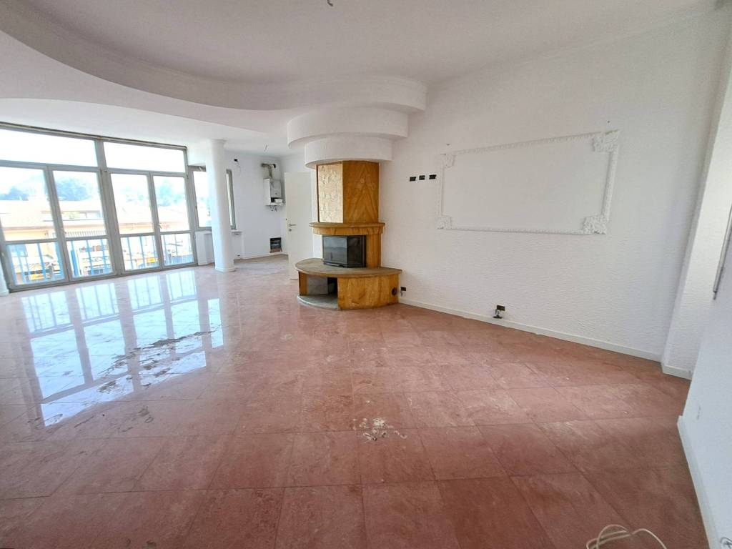 appartamento in vendita a Mozzo