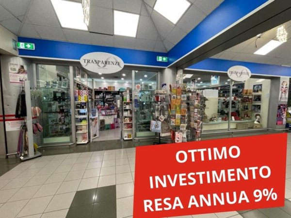 casa indipendente in vendita a Mozzo